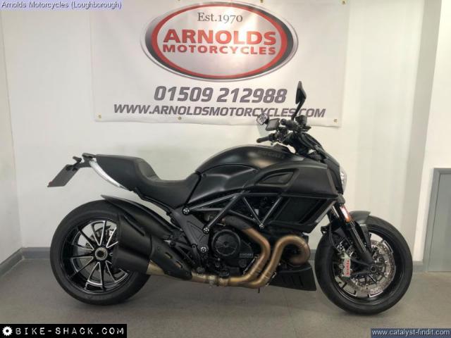 Ducati Diavel 1200 2017 motorcycle