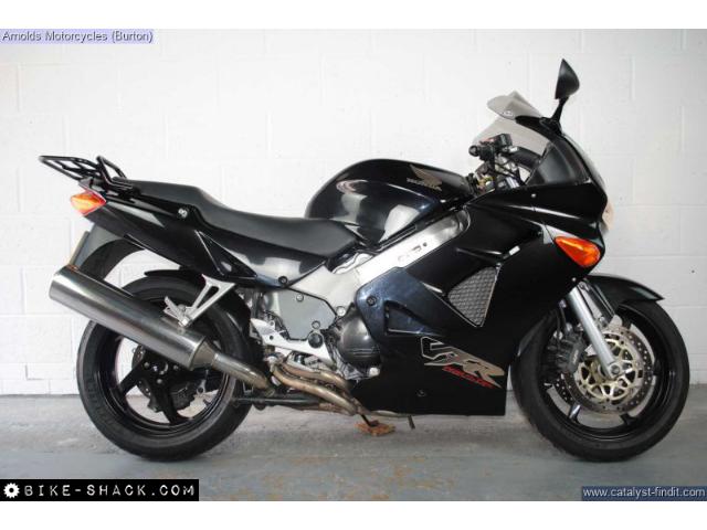 Honda VFR800 2000 motorcycle