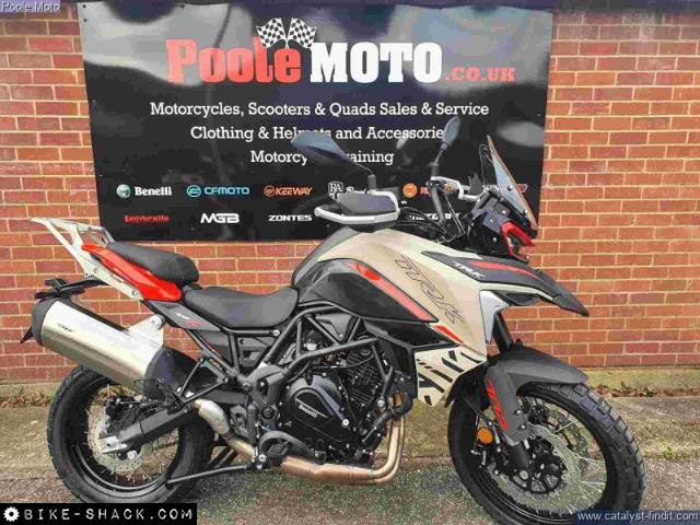 Benelli TRK 702 2024 motorcycle