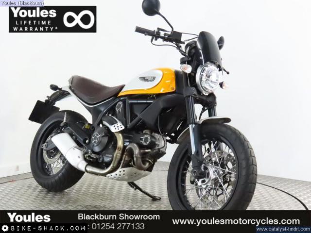 Ducati Scrambler 800 2016 motorcycle