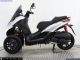 Piaggio MP3-300 2025 motorcycle #4