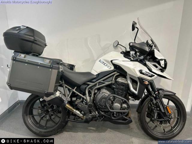 Triumph Tiger 1200 2017 motorcycle