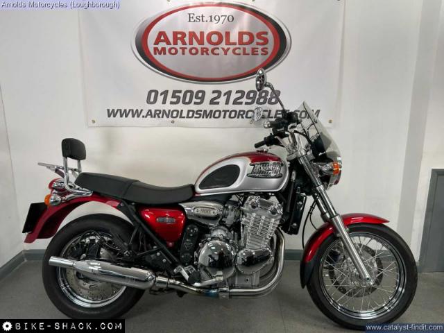 Triumph Thunderbird 900 2004 motorcycle