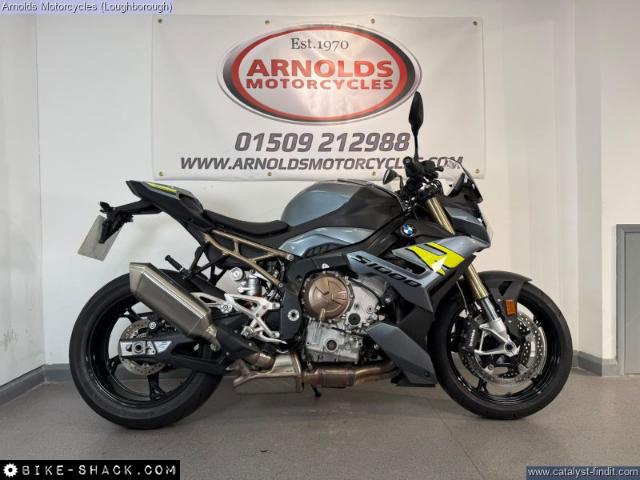 BMW S1000R 2022 motorcycle