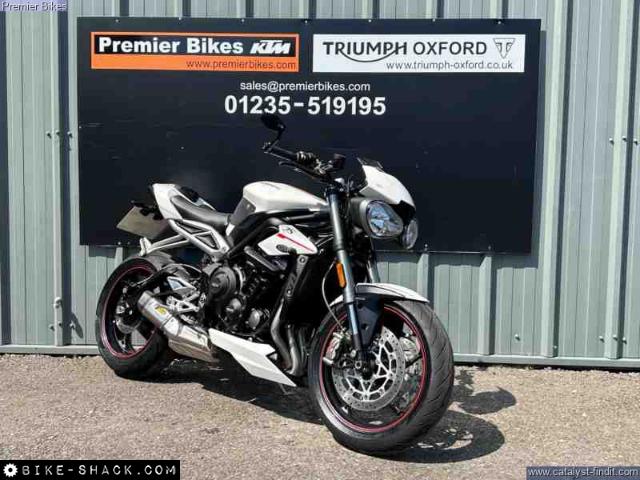 Triumph Street Triple 765 2018 motorcycle