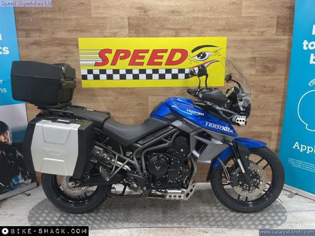 Triumph Tiger 800 2015 motorcycle