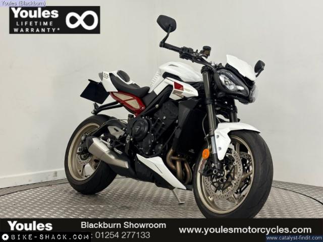 Triumph Street Triple 765 2023 motorcycle