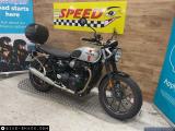 Triumph Street Twin 900 2017 motorcycle #2