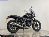 Triumph Street Twin 900 2022 motorcycle #3