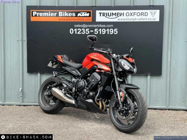 Triumph Street Triple 765 2024 motorcycle