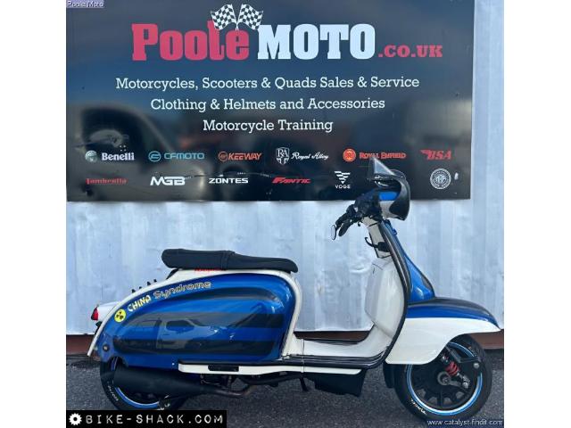 Royal Alloy TG300 2020 motorcycle