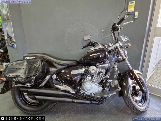 Keeway Superlight 125 2025 motorcycle