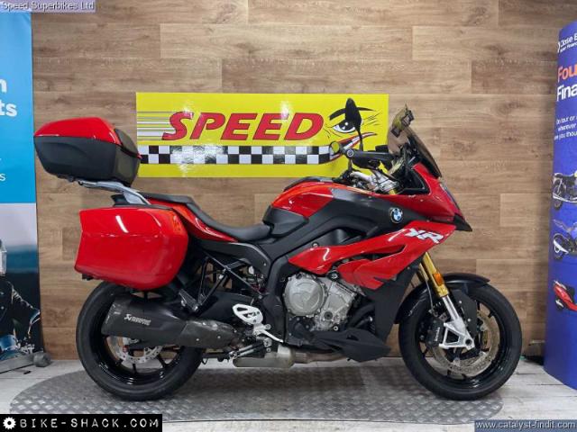 BMW S1000XR 2017 motorcycle