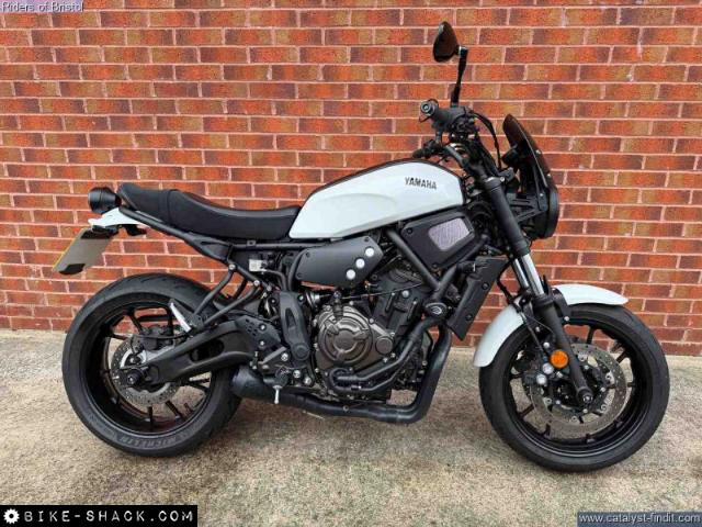 Yamaha XSR700 2022 motorcycle