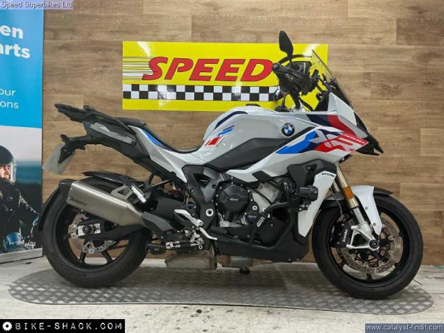 BMW S1000XR 2022 motorcycle