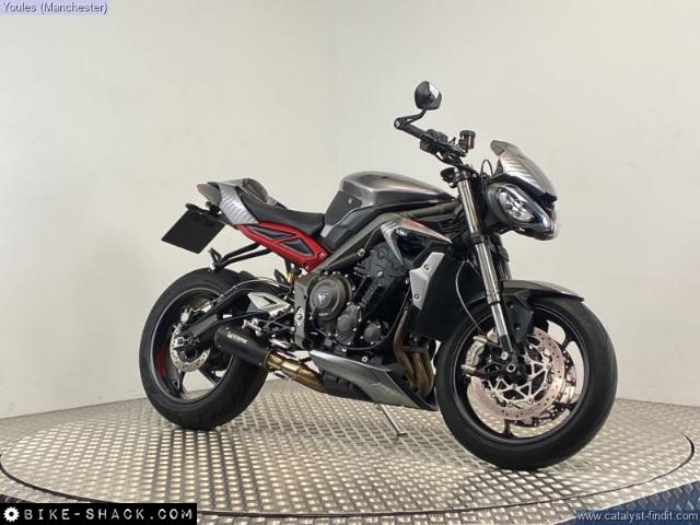 Triumph Street Triple 765 2022 motorcycle