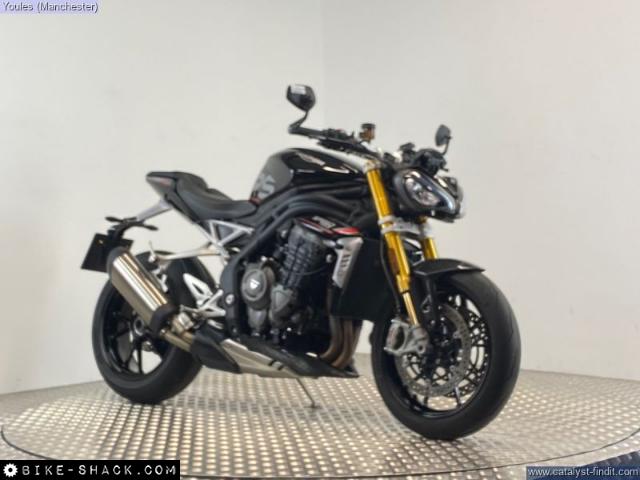 Triumph Speed Triple 1200 2022 motorcycle