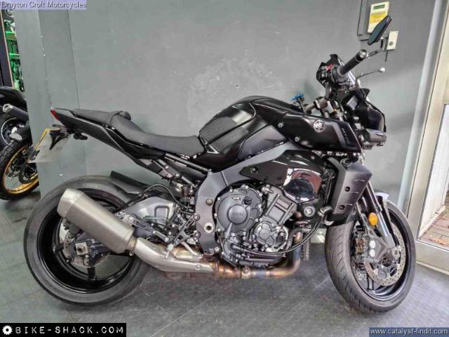 Yamaha MT-10 2025 motorcycle