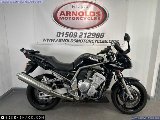 Yamaha FZS1000 Fazer 2002 motorcycle