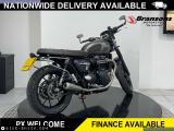 Triumph Street Twin 900 2020 motorcycle #2