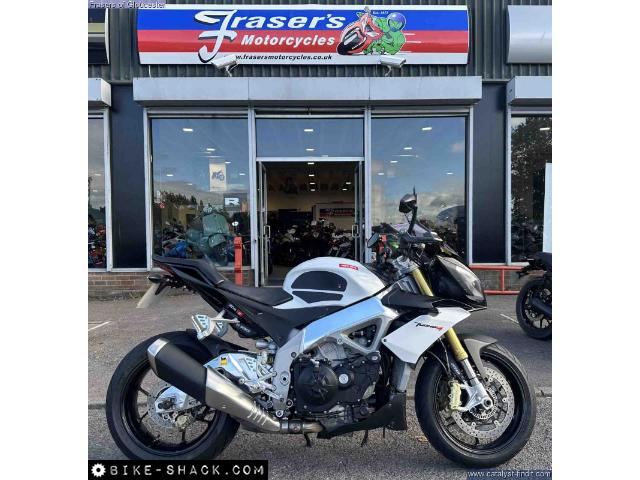 Aprilia Tuono V4R 2015 motorcycle