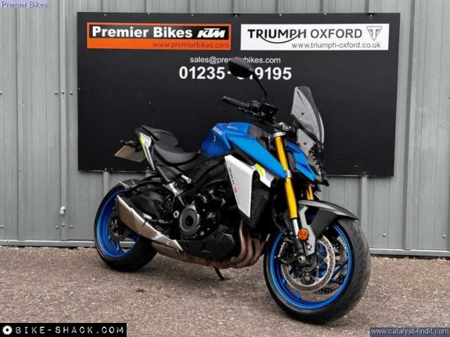 Suzuki GSX-S1000 2022 motorcycle