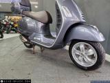 Piaggio Vespa GTS 300 2022 motorcycle #3