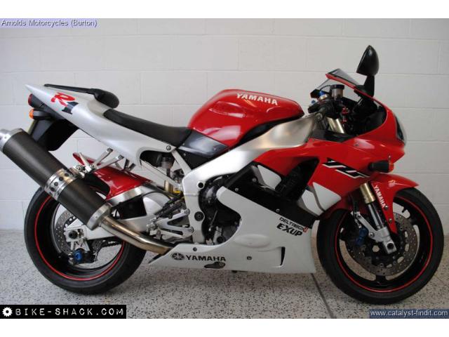 Yamaha YZF-R1 2001 motorcycle