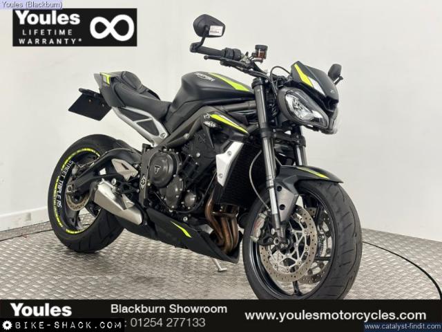 Triumph Street Triple 765 2022 motorcycle