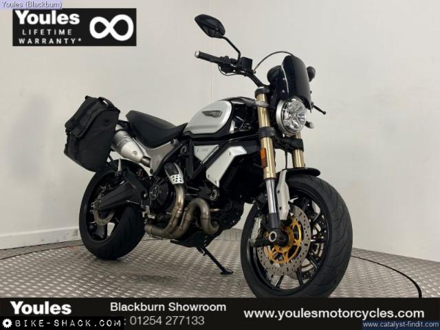 Ducati Scrambler 1100 2018 motorcycle