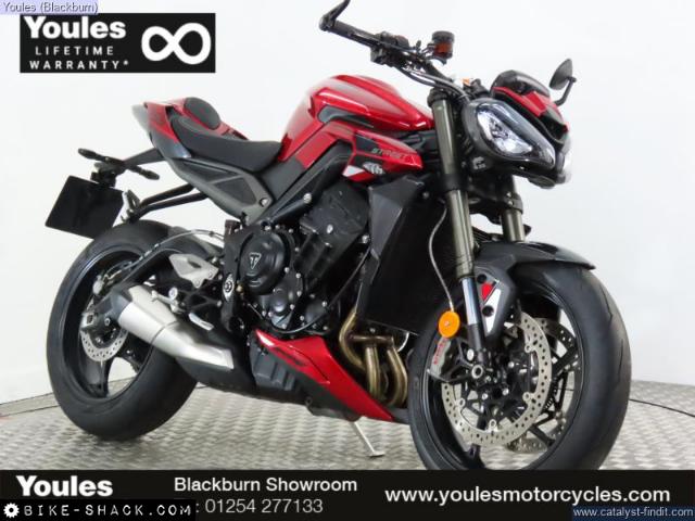 Triumph Street Triple 765 2025 motorcycle