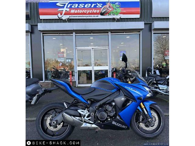 Suzuki GSX-S1000 2015 motorcycle