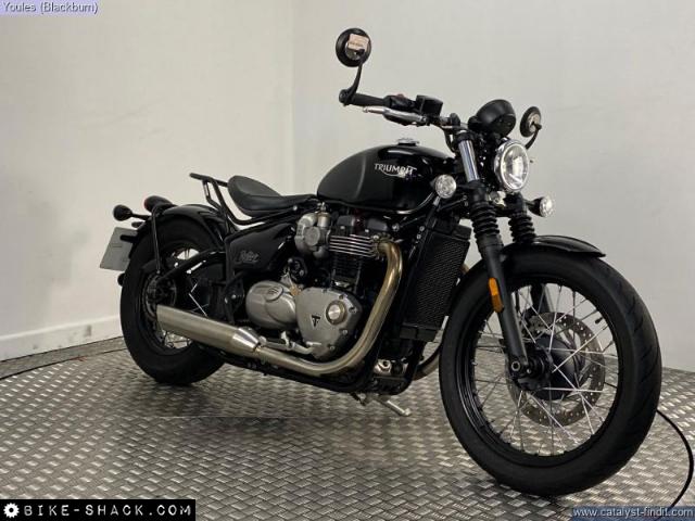 Triumph Bonneville Bobber 1200 2017 motorcycle