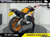 Honda CBR1000RR Fireblade 2015 motorcycle #2