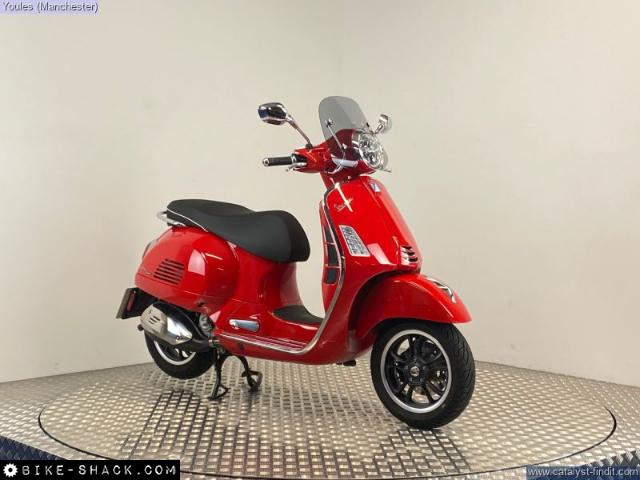 Piaggio Vespa GTS 310 2025 motorcycle