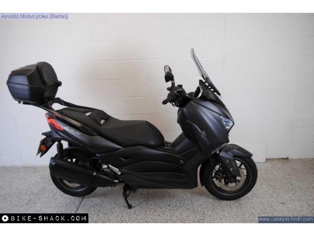 Yamaha YP300 X-Max 2022 motorcycle