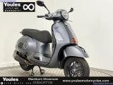 Piaggio Vespa GTS 300 2023 motorcycle #1