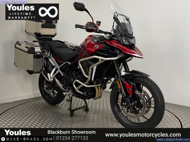 Triumph Tiger 900 2024 motorcycle