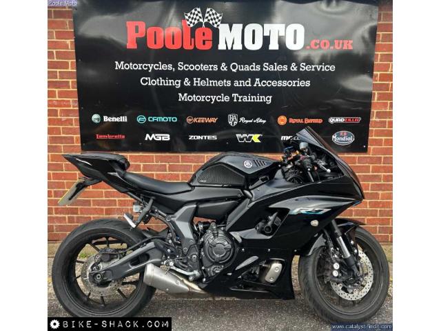 Yamaha YZF-R7 2023 motorcycle