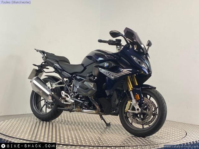 BMW R1250RS 2020 motorcycle