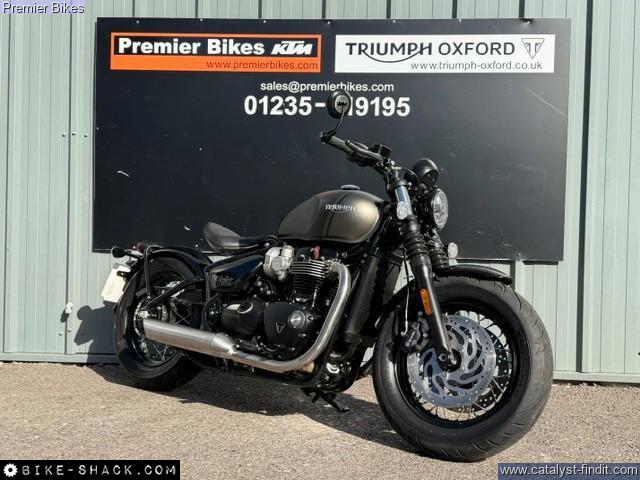Triumph Bonneville Bobber 1200 2022 motorcycle