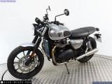 Triumph Street Twin 900 2022 motorcycle #3