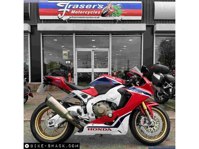 Honda CBR1000RR Fireblade 2019 motorcycle