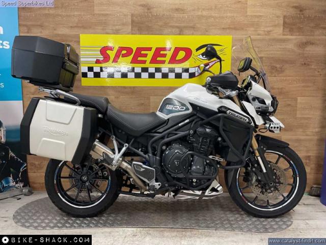 Triumph Tiger 1200 2016 motorcycle