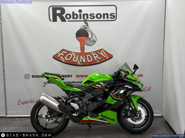 Kawasaki Ninja 400 2025 motorcycle