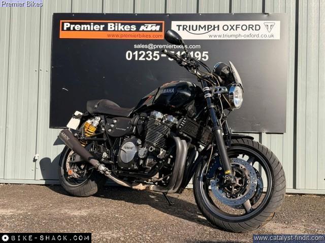 Yamaha XJR1300 2015 motorcycle
