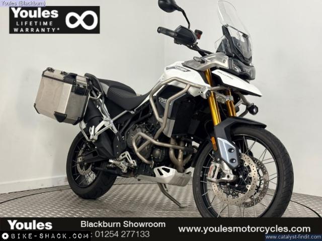 Triumph Tiger 900 2022 motorcycle