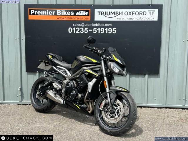 Triumph Street Triple 765 2023 motorcycle