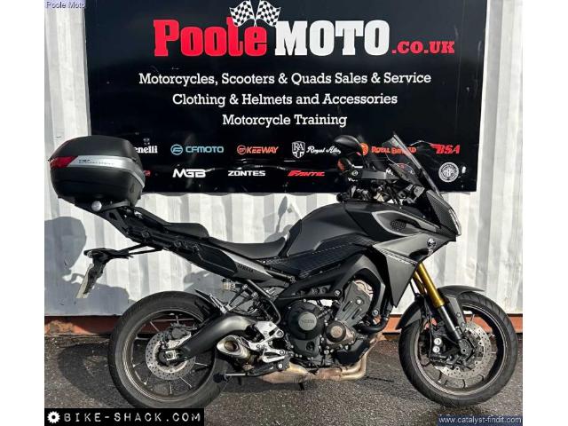 Yamaha MT-09 2015 motorcycle