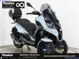 Piaggio MP3-310 2025 motorcycle #1